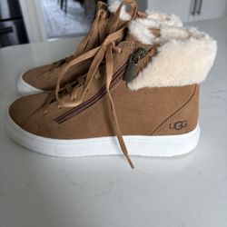 Uggs Brand New Size 6