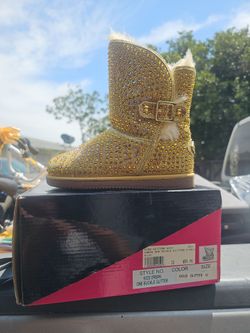 Gold crystals, girl boot