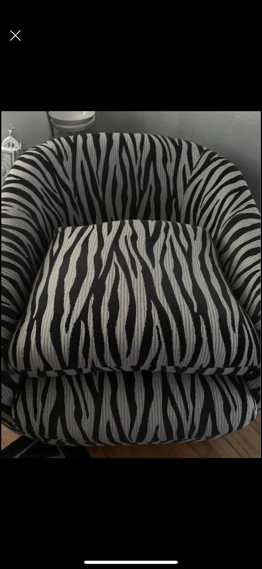 Swivel chair