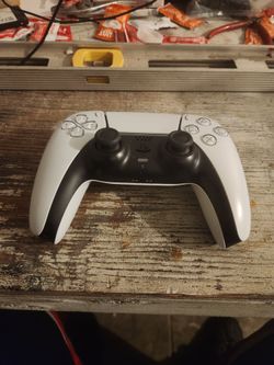 Sony PlayStation 5 DualSense Controller
