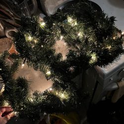 Light Up Wreath Free flow