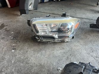 2016 2021 toyota tacoma driver left headlight