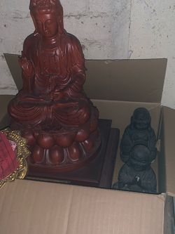 Brand new wooden Buddha set