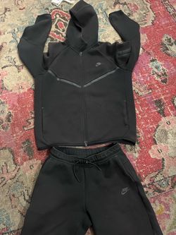 nike tech