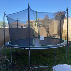 Trampoline 