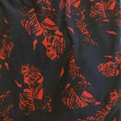 3 pairs of Lularoe feathers Legging 