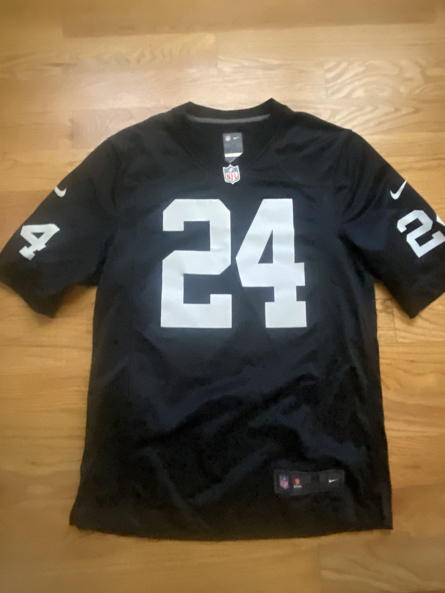 Marshawn Lynch Raiders Jersey