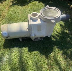 Pentair WhisperFlo 2 HP High-Performance Pool Pump – 115V / 208V / 230-240V – Pool & Spa Pump  FOR SALE: Pentair WhisperFlo 2 Horsepower High-Performa