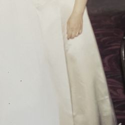 It’s Very Nice Evening Dress For Mother Of The Bride The Color Is Champagne. The Size Is 14 Come with scarf