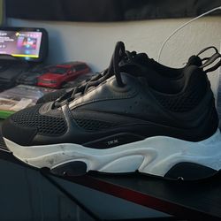 Dior B22 Black & White 400 OBO