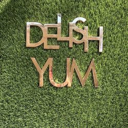 Gold 3D ‘Delish’ & ‘Yum’ Wall Art Decor