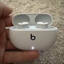 Beats Studio Wireless Ear Buds