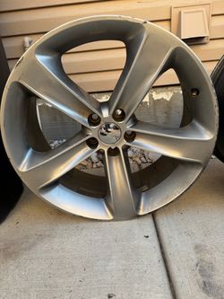 Set of 4 OEM 20"  Rims 5x115
