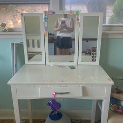 White Children’s Vanity