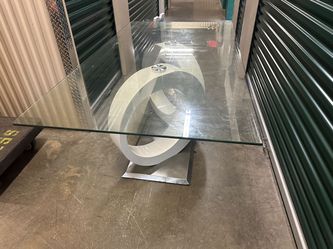 Comedor De Cristal De 4 Puestas / Dinning Glass Table
