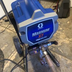 Like New Magnum X7 True Airless Sprayer 