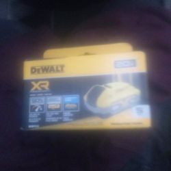 DeWalt 20v 5ah Power stack XR Battery