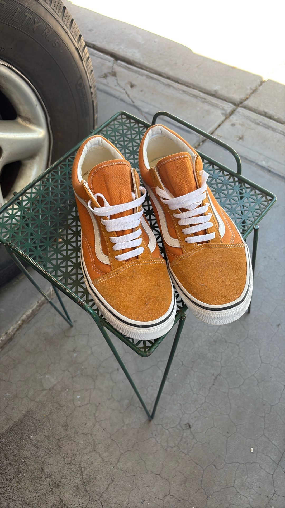 Vans
