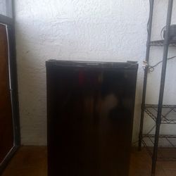Mini Fridge!!!!