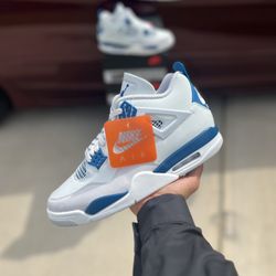 Jordan 4 ‘Military Blue’