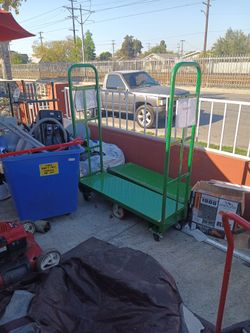 Metal Racks With Wheels