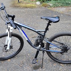 Mongoose Detour Full Suspension 26” Mountain Bike