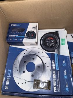 Hyundai Elantra Sport 2017-2020 (Brake Pads & Rotors)