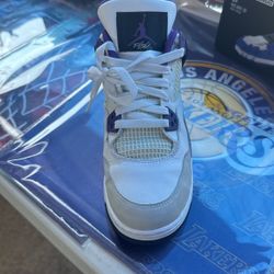 Jordan 4 