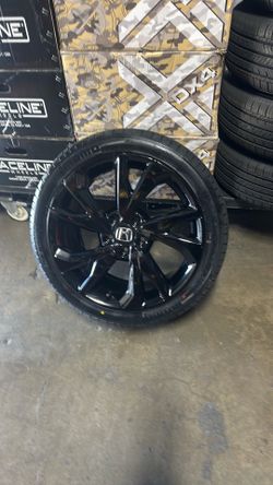 18” Honda civic rims with new tires ,,firm price,,,