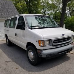 2001 FORD E350 SUPER DUTY