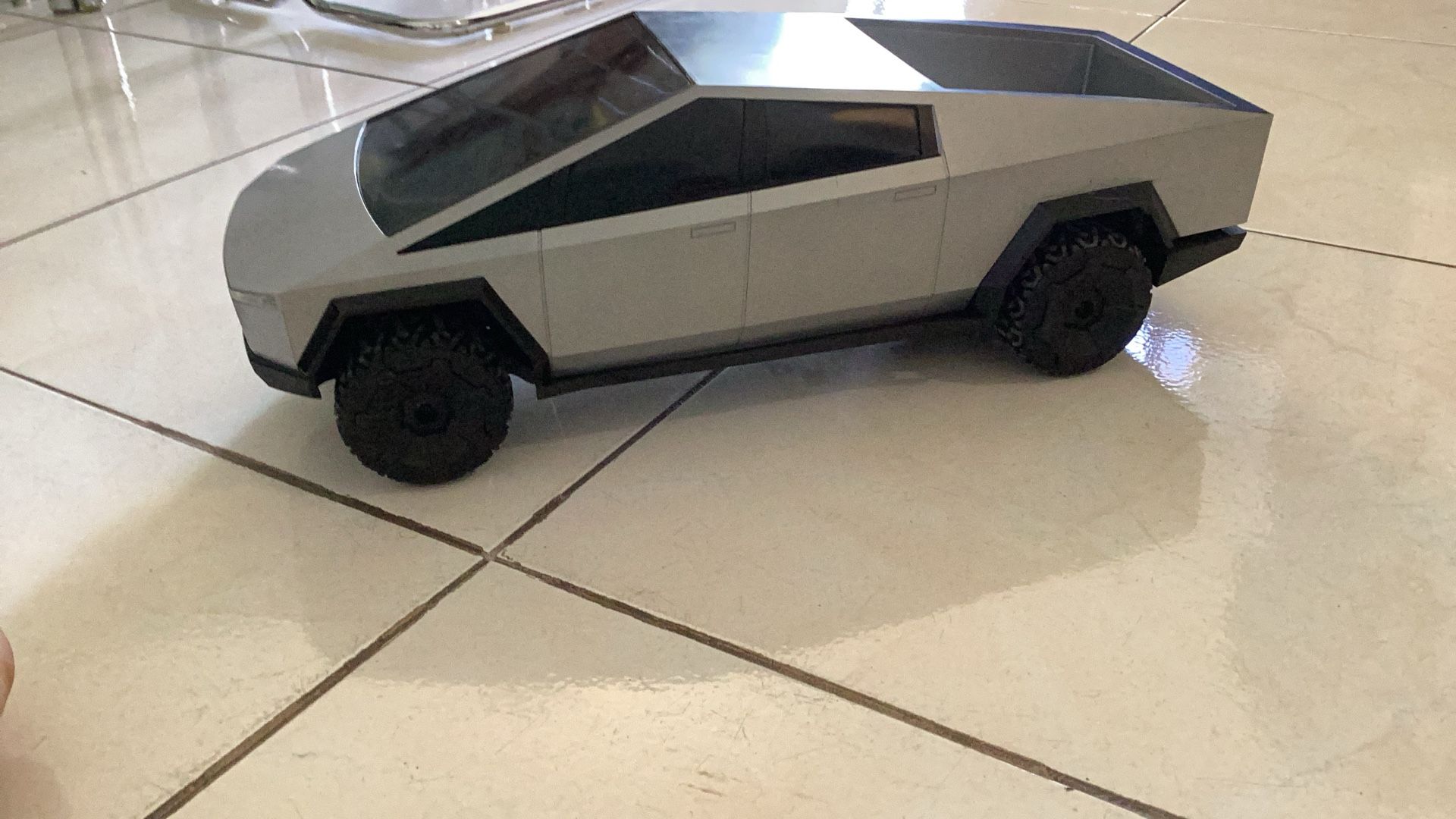 Hot Wheels RC Cyber Truck