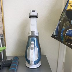 16 Volt black And decker Vac