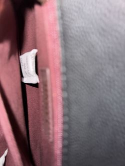 Small hand/shoulder bag