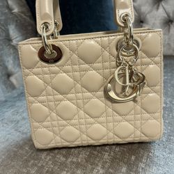 Dior 