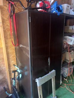 Pick up only free dresser