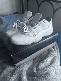 Jordan 11 Legend Blue
