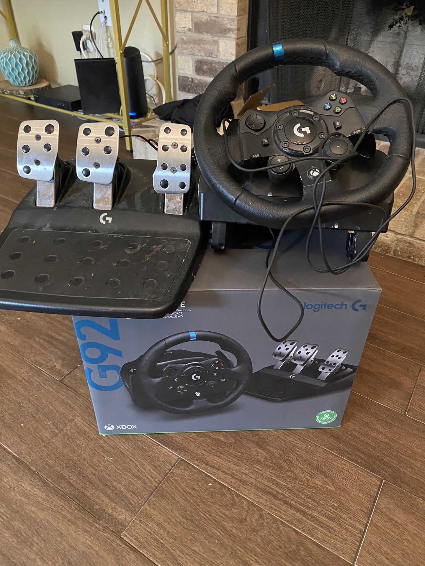 Logitech G923