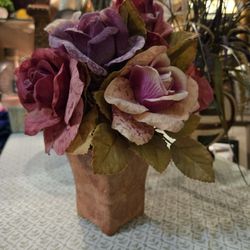 Floral Arrangement  Big Colorful Roses 