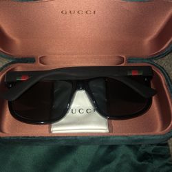 GUCCI SUNGLASSES