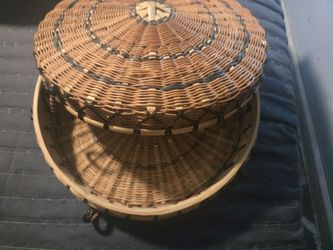 Vintage woven trinket basket