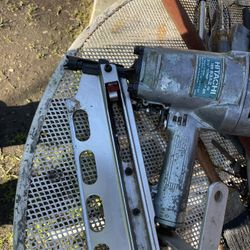 Pistola Hitachi Para Freimin