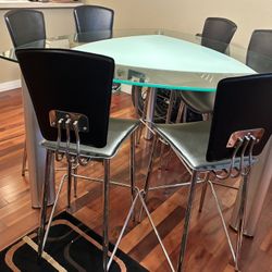 Triangle Table With 6 Chairs 