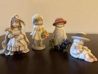 Yesteryears Figurines