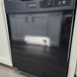 Black Frigidaire Dishwasher