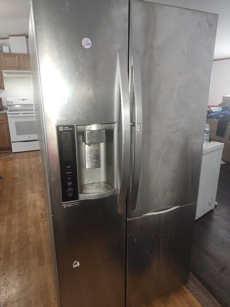LG Refrigerator