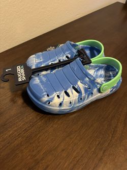 RUGGED SHARK sandals