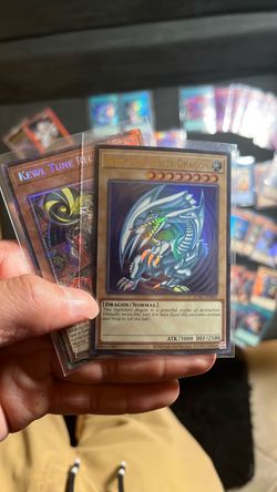 Yu-Gi-Oh! Card Collection with Holofoils
