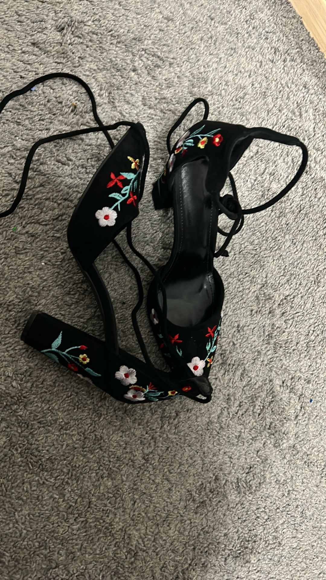 Flower Tie Heels