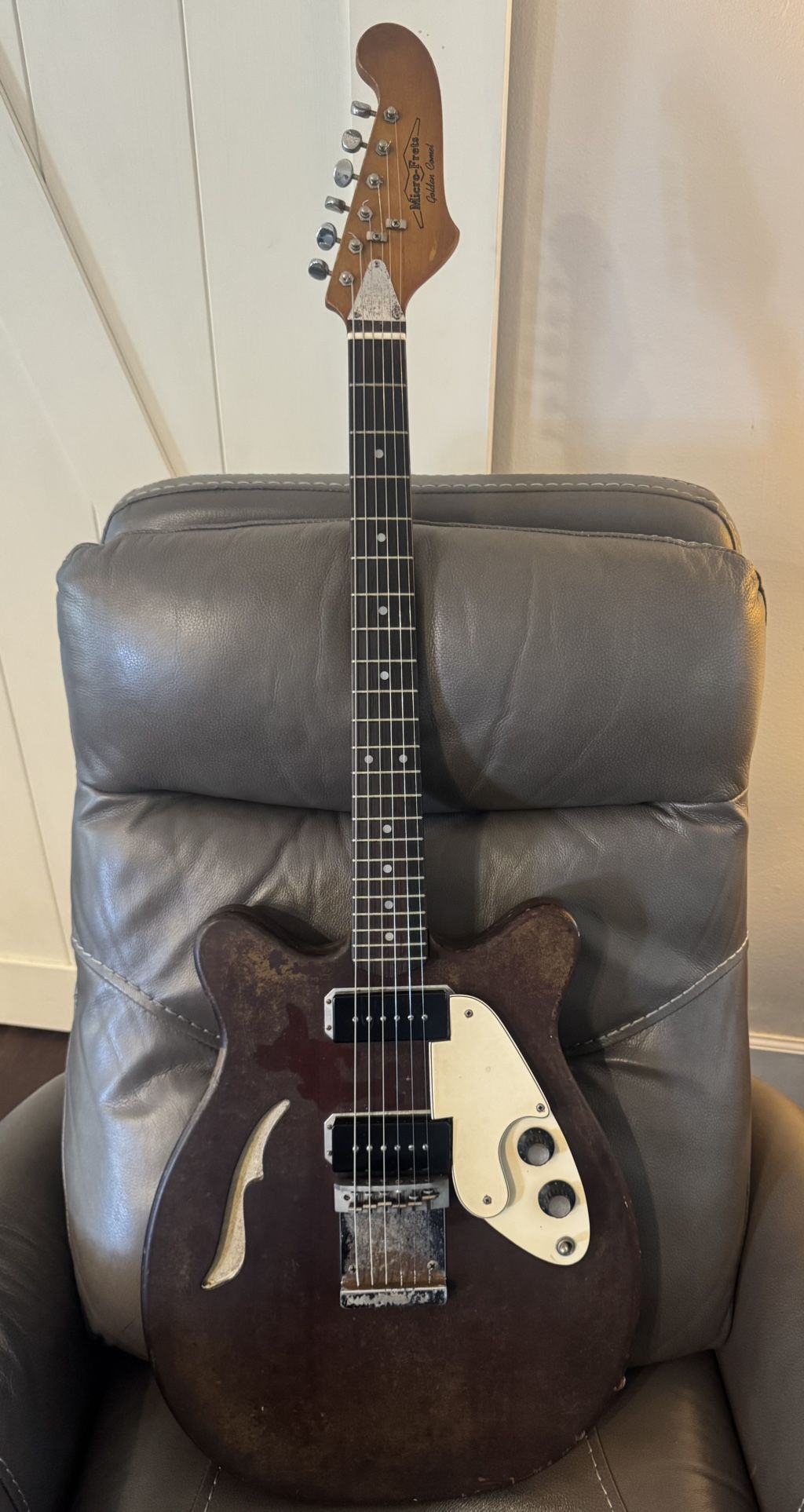 Micro-Frets Golden Comet Guitar Vintage