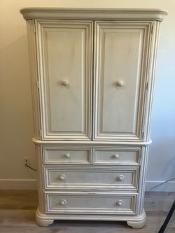 TV Cabinet/Bedroom closet/Storage